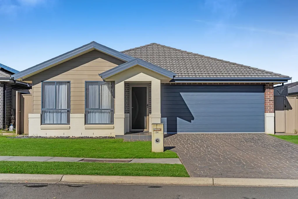 24 Archer Road, Spring Farm, NSW 2570