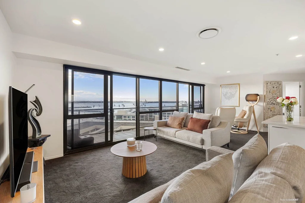 Auckland Central 2ਬੈੱਡਰੂਮ Experience the Magic of Harbour Front Living -...