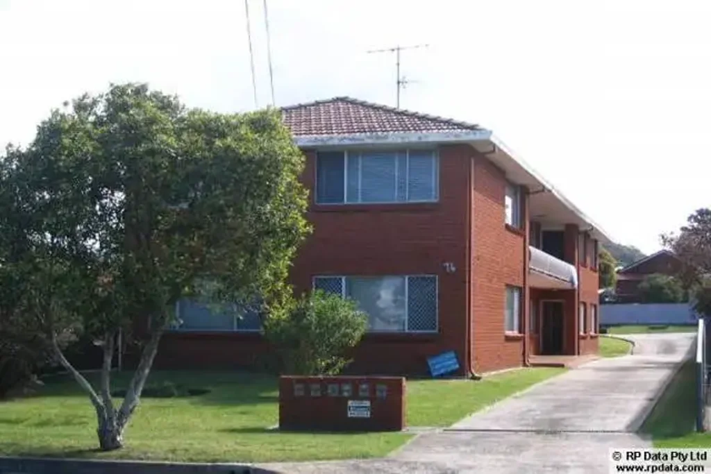 REFURBISHED CONVENIENT LOCATION