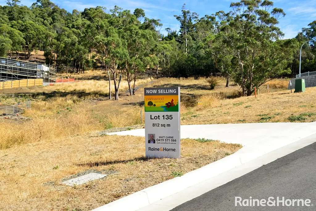 Lenah Valley A Great Opportunity to Build Your Dream!