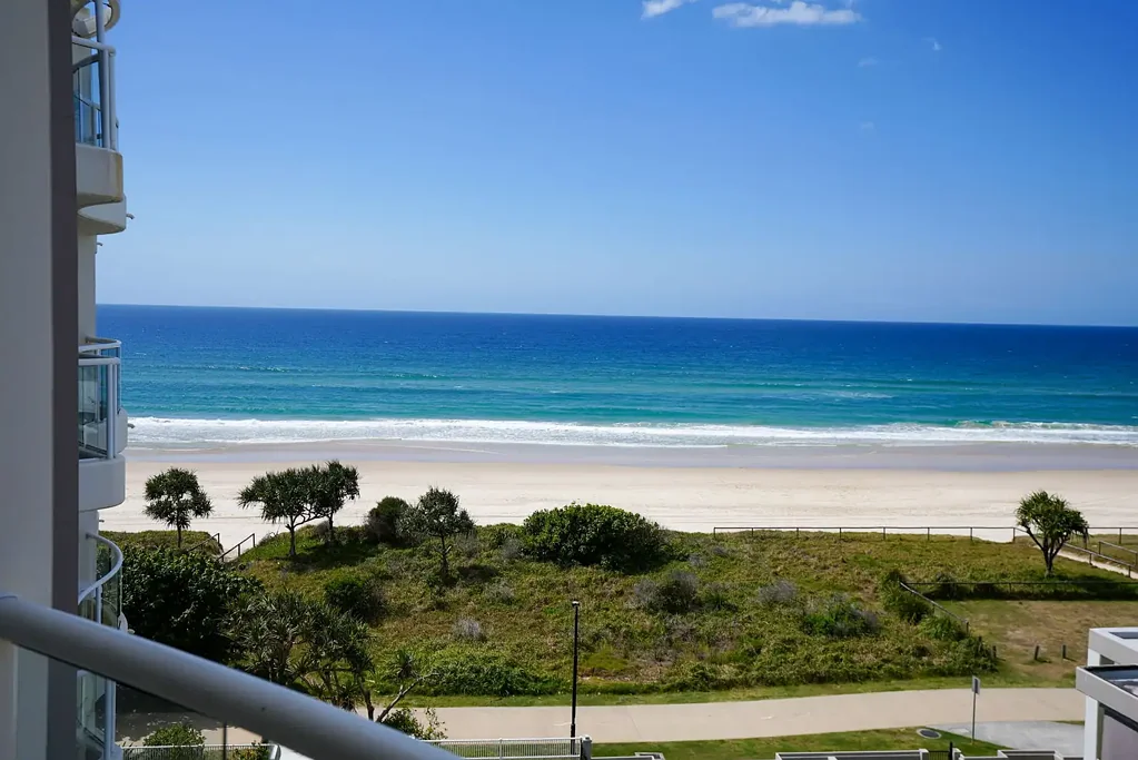 Palm Beach 1कमरा Absolute Beachfront - 6th Floor