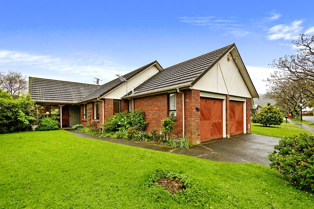 18 McEnroe Grove, Naenae, Lower Hutt, Wellington