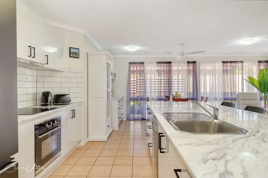 Sandstone Point 4Habitaciones Spacious Family Living