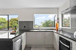 12 Ebony Place, Massey