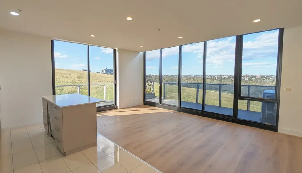 Maribyrnong 2침실 Spacious Corner Apartment with City Views