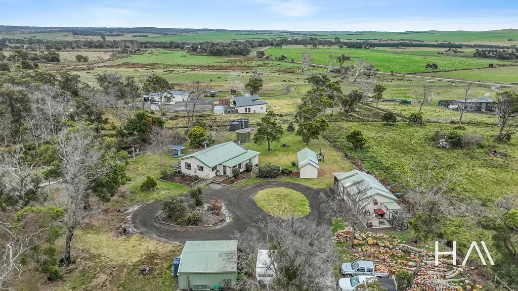 Bridport 2Habitaciones Charming Country Home on 1.26 Hectares – Close to Beaches and Golf Courses
