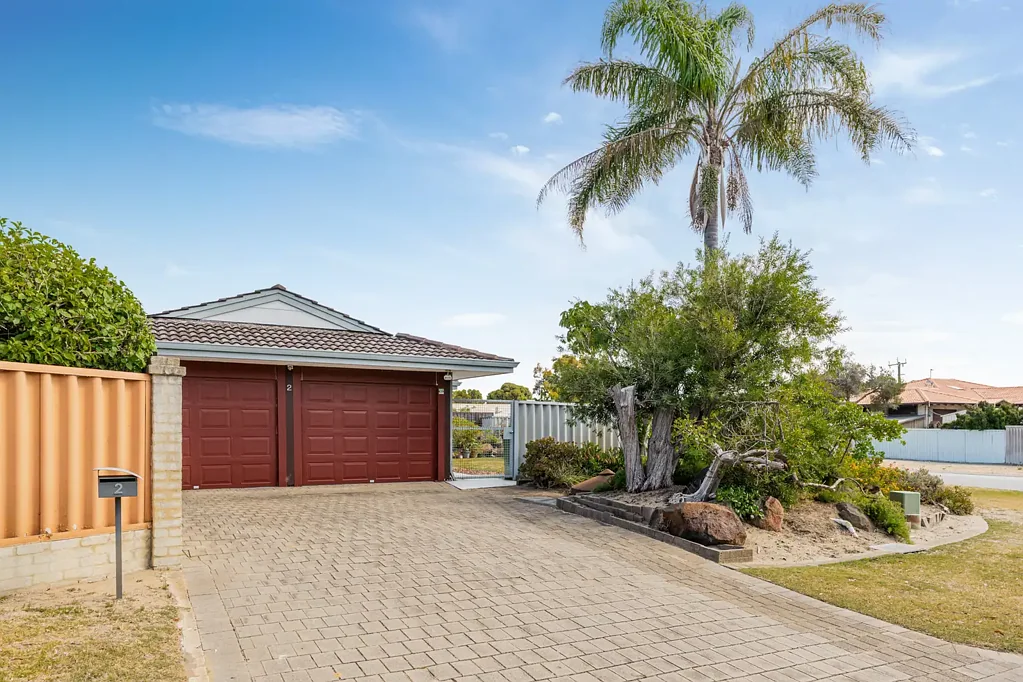2 Grenada Place, Safety Bay, WA 6169