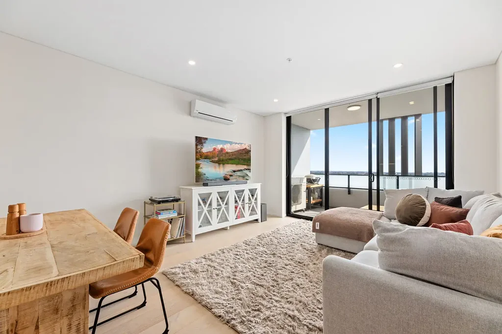 1204/4 Kiln Road, Kirrawee, NSW 2232