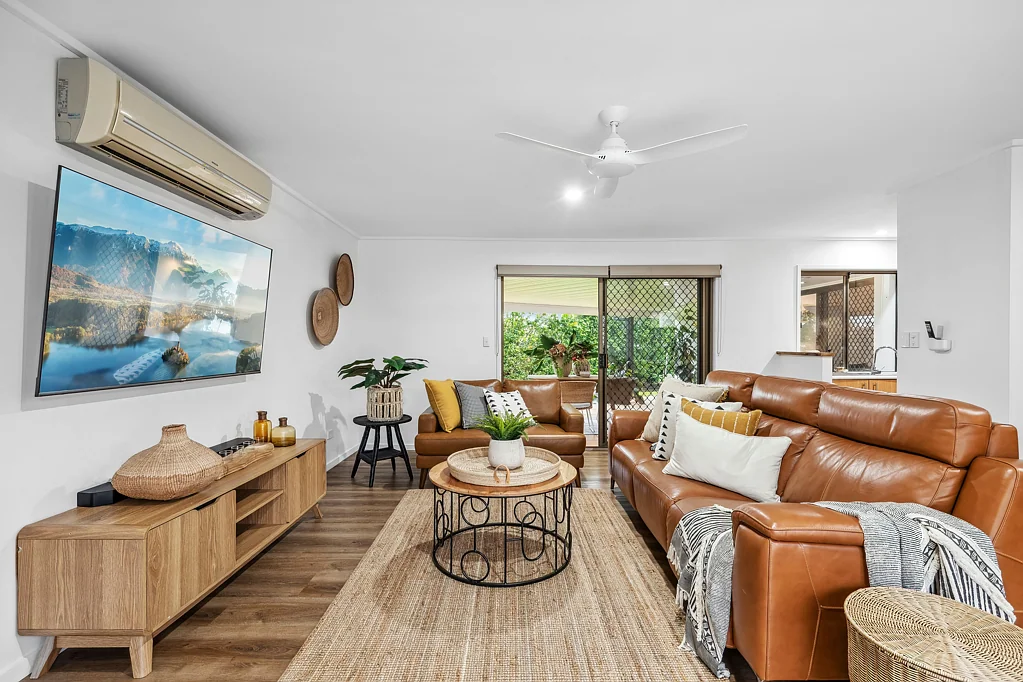 8 San Mateo Boulevard, Ashmore, QLD 4214