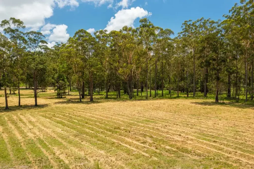 Verges Creek  WALLABY RIDGE ESTATE