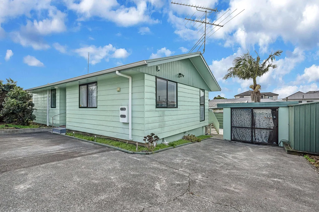 Papatoetoe 3ਬੈੱਡਰੂਮ Your Family's First Home or Smart Investment
