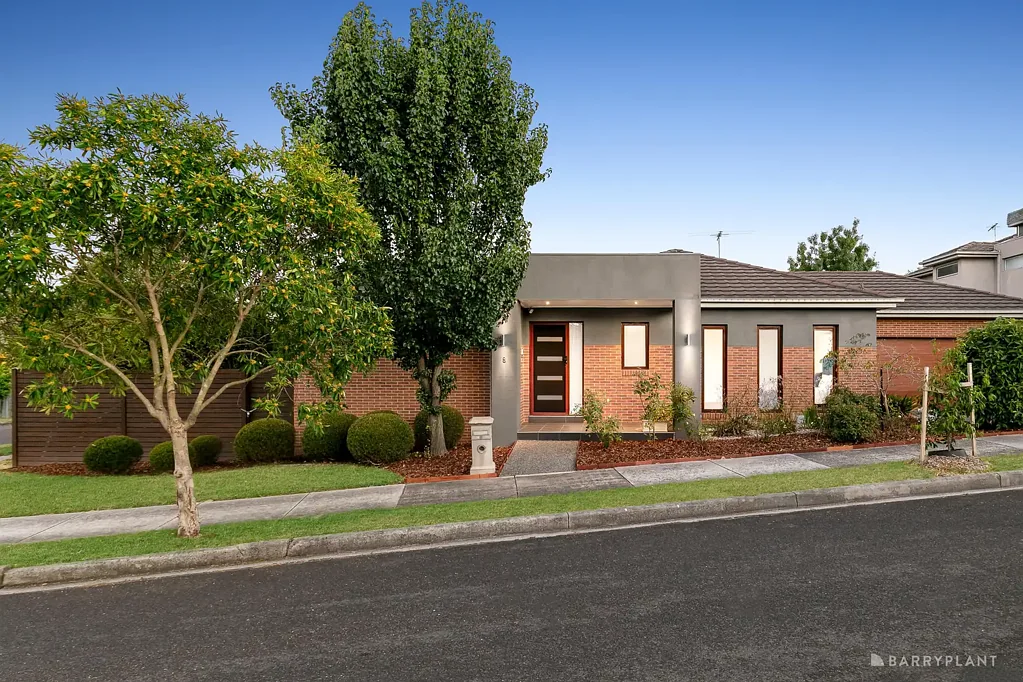 8 Gisborne Street, Bulleen, VIC 3105