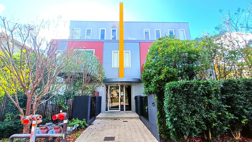 STUDENT ACCOMMODATION - 5 mins to SWINBURNE UNIVERSITY