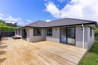 99 Rangeview Road, Sunnyvale, Waitakere City
