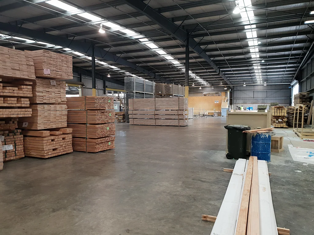 Henderson  West Akld Industrial - 3 Options or Total Tenancy