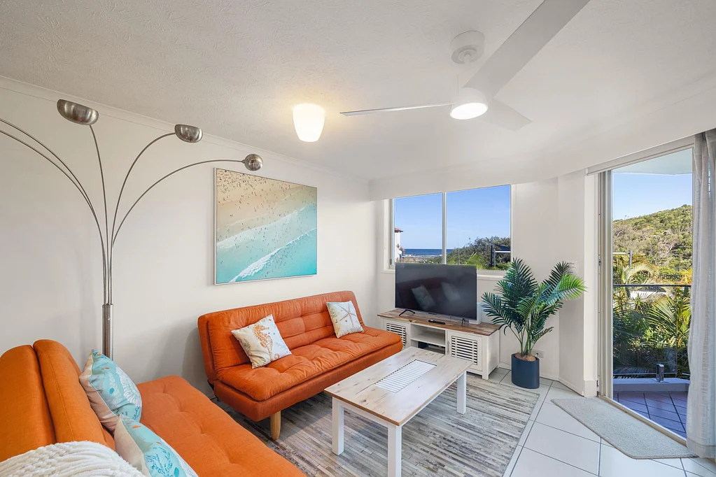 Oceanview Beachfront Family Paradise - Fully Furnished - Short/Long Term