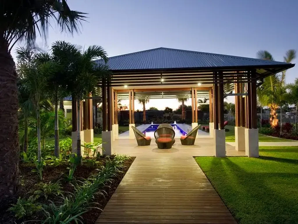 Poolside - Resort Living Everyday!