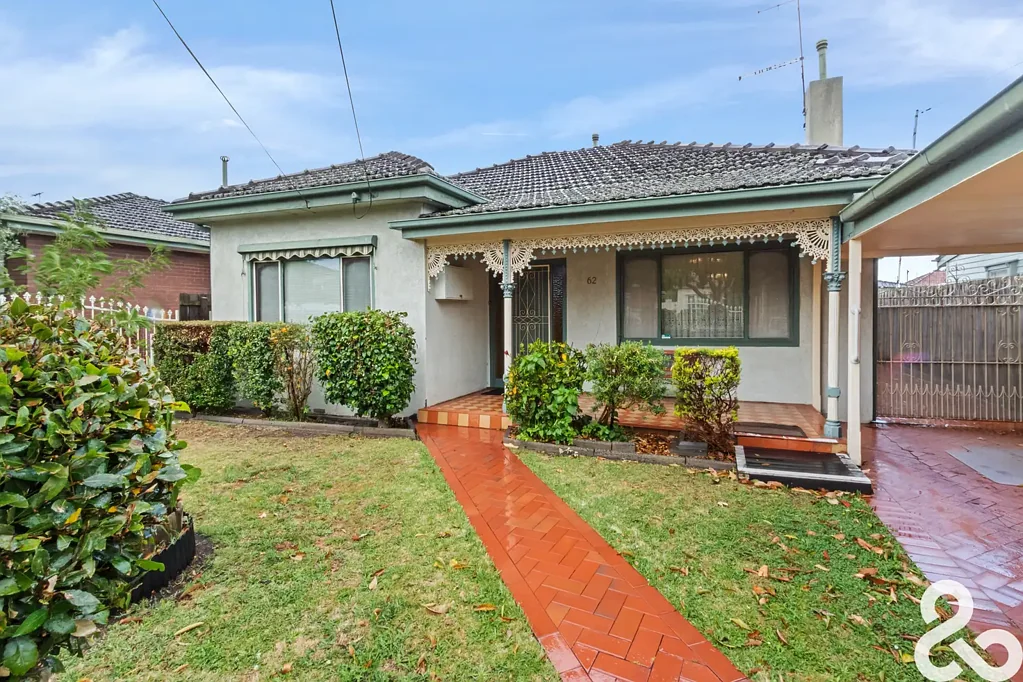 Thornbury 3침실 Charming Mid-Century Gem In Family-Friendly Thornbury