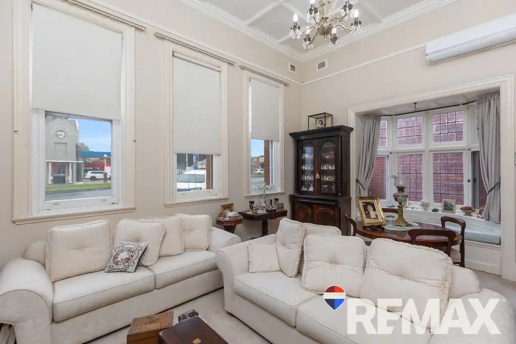 Junee 5房  Bringing Junee History to Market...