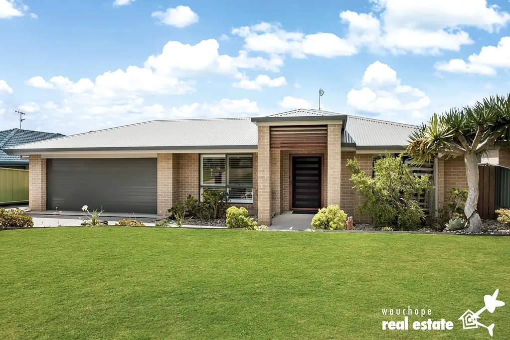 24 Crosslands Avenue, Wauchope, NSW 2446