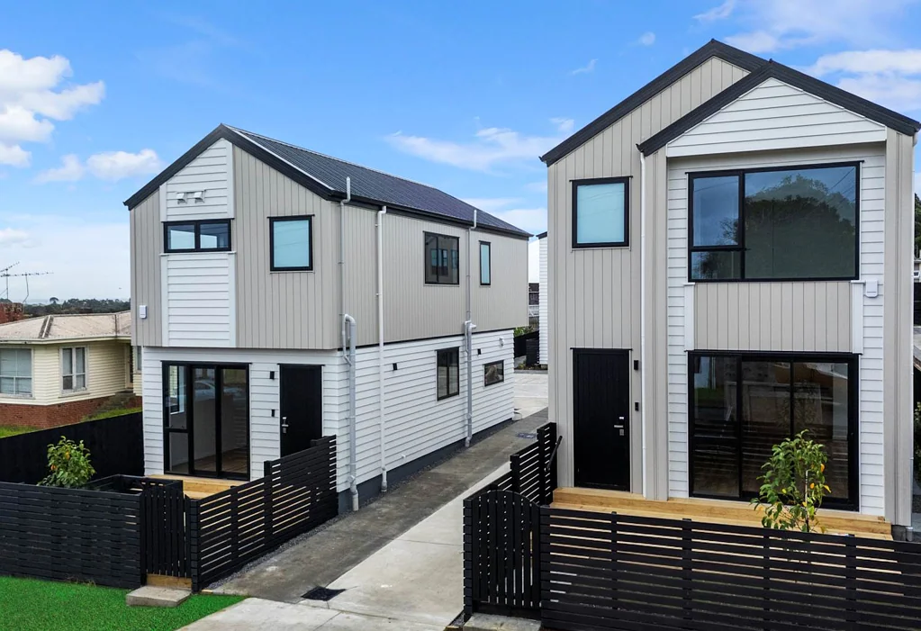 Mangere 2침실 Modern Living with Space, Convenience & Elegance