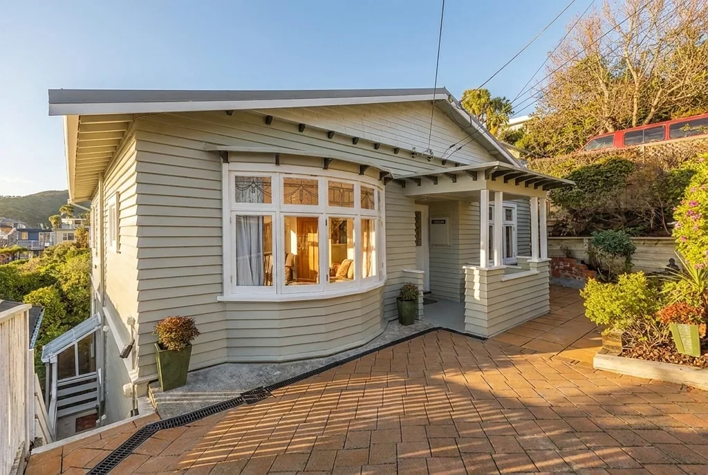 Highbury 4 Bedroom Home & Income - Popular Kelburn