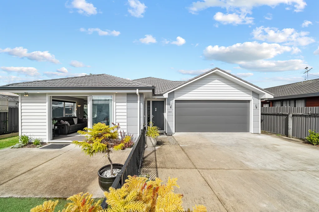33a Sheridan Crescent, Trentham, Upper Hutt, Wellington