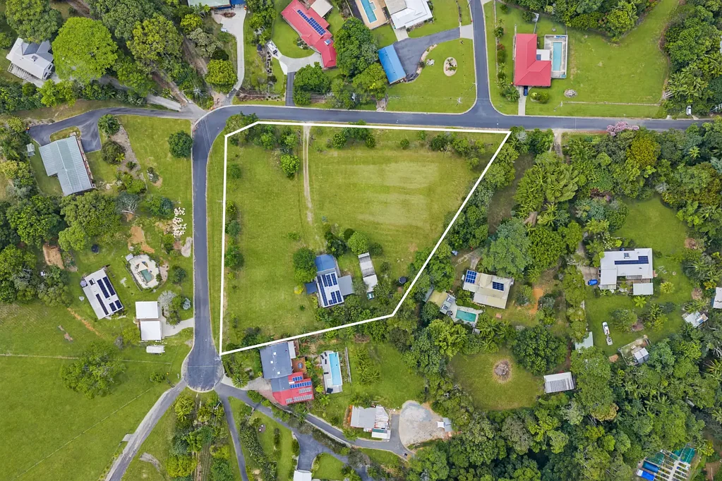 Burringbar 2침실 Private Acreage Oasis with Contemporary Industrial Charm