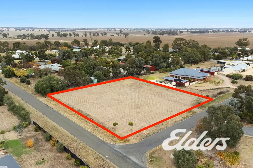 Yarrawonga Prime Lifestyle Allotment - Over 1 Acre on Yarrawonga's Southern Fringe.
