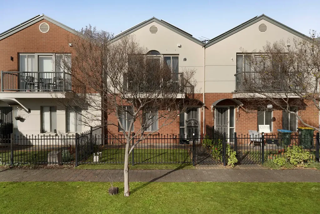 Ferryden Park 3房  Light-Filled Modern Simplicity Is Picture-Perfect In Ferryden Park