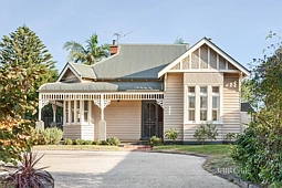 390 Bay Road, Cheltenham