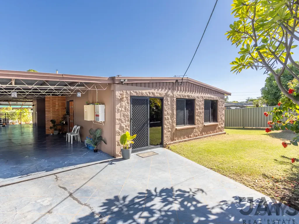 9 Beverly Lane, Mount Isa, QLD 4825