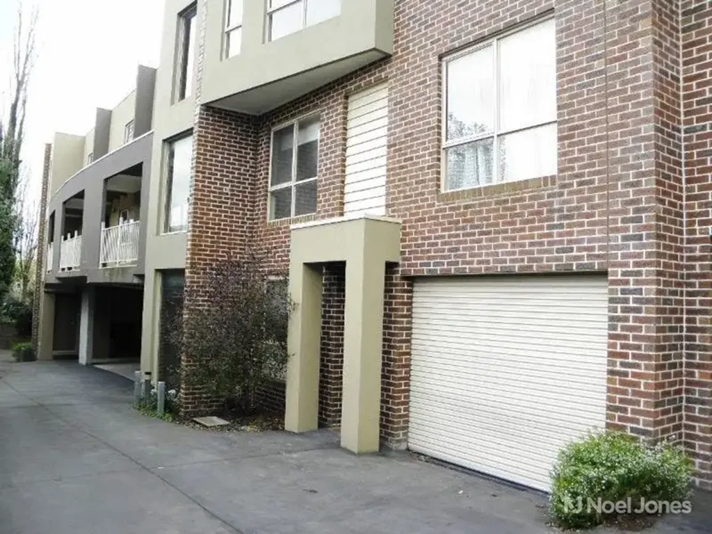 SPACIOUS & SECURE QUALITY APARTMENT IN FANTASTIC LOCATION