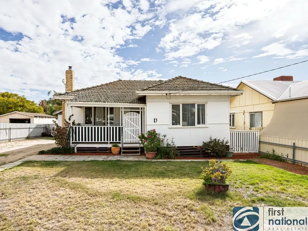 13 Martin Street, Northam, WA 6401