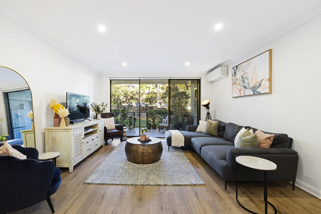 Dee Why 2房 超大花园公寓，尊享卓越户外生活空间 Oversized garden apartment with exceptional outdoor living