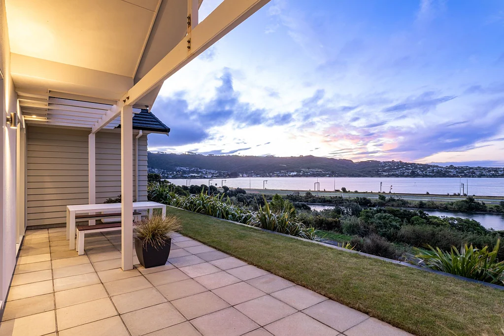 10 John Burke Drive, Aotea, Porirua, Wellington