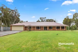 42 Almeria Parade, Upper Swan