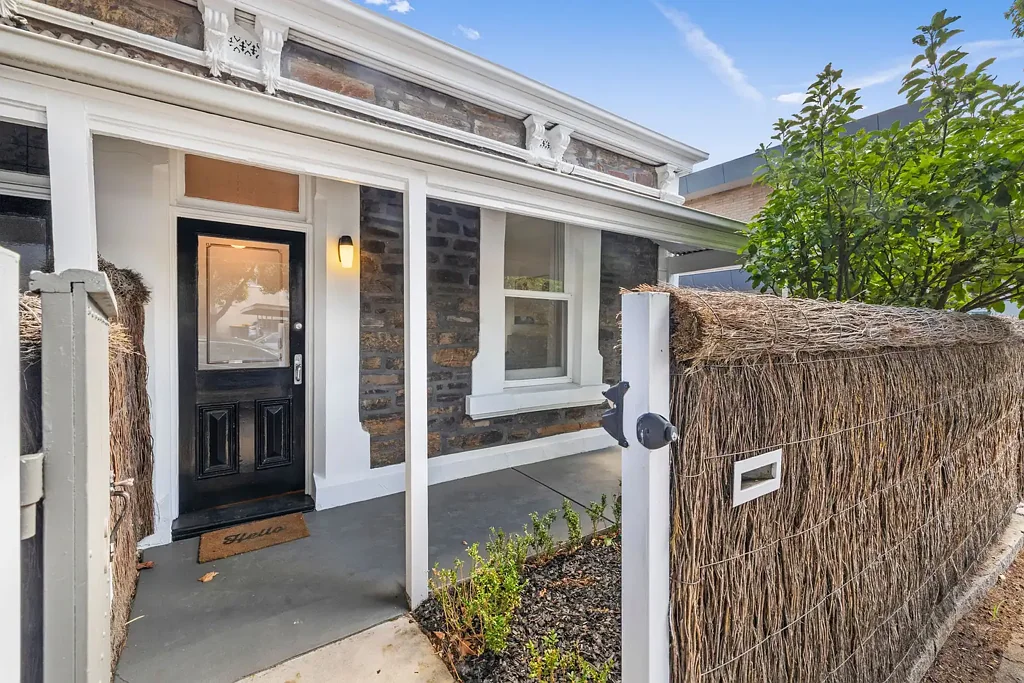 Unley 2chambre Timeless Character. Flexible Living. Prime Location.