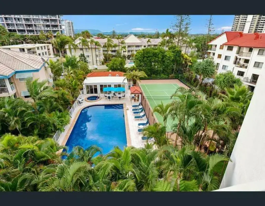 1 bed room resort. Free Parking & internet. Short or Long term rental available.