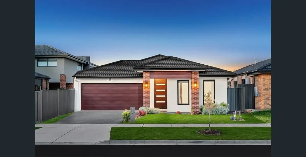 Stylish & Upgraded Family Home in Berwick Waters