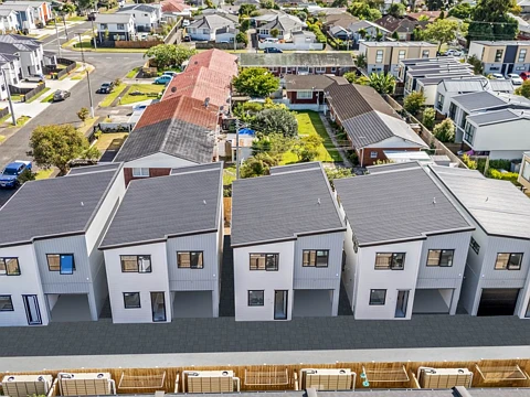 Papatoetoe 4房  New 4-Bedroom, 3-Bathroom + Entertainment Room