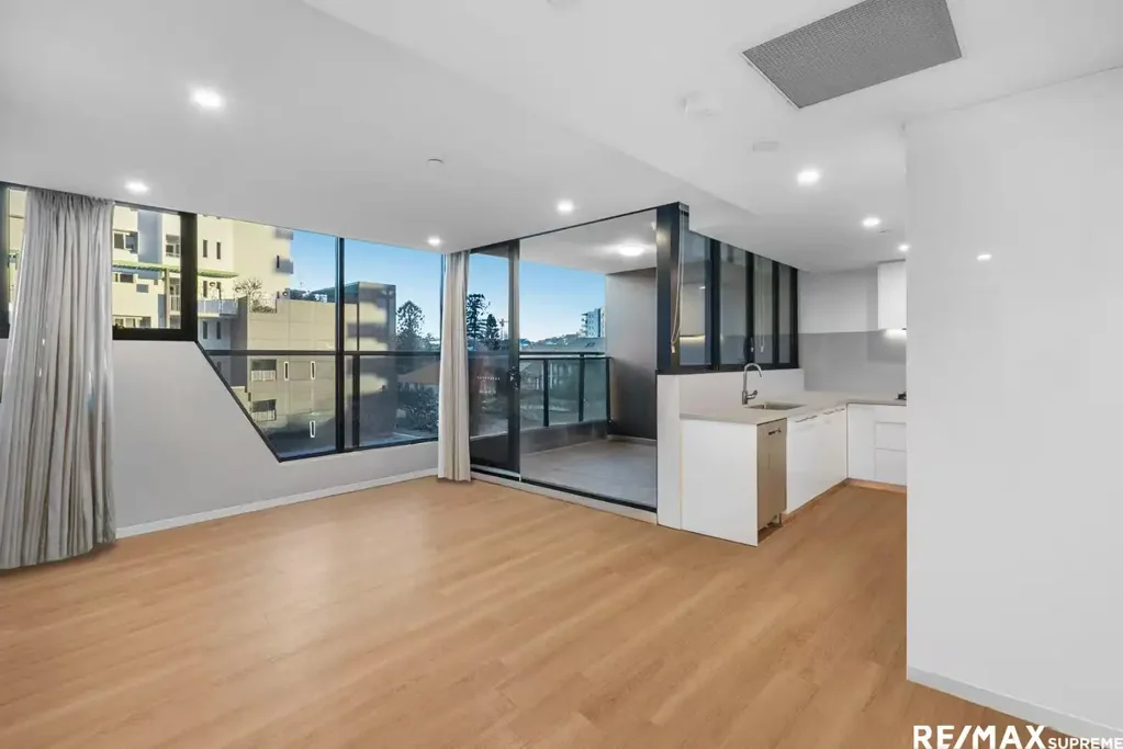 South Brisbane 1 Bedroom 🌟 Stylish Inner-City Living in the Heart of South Brisbane