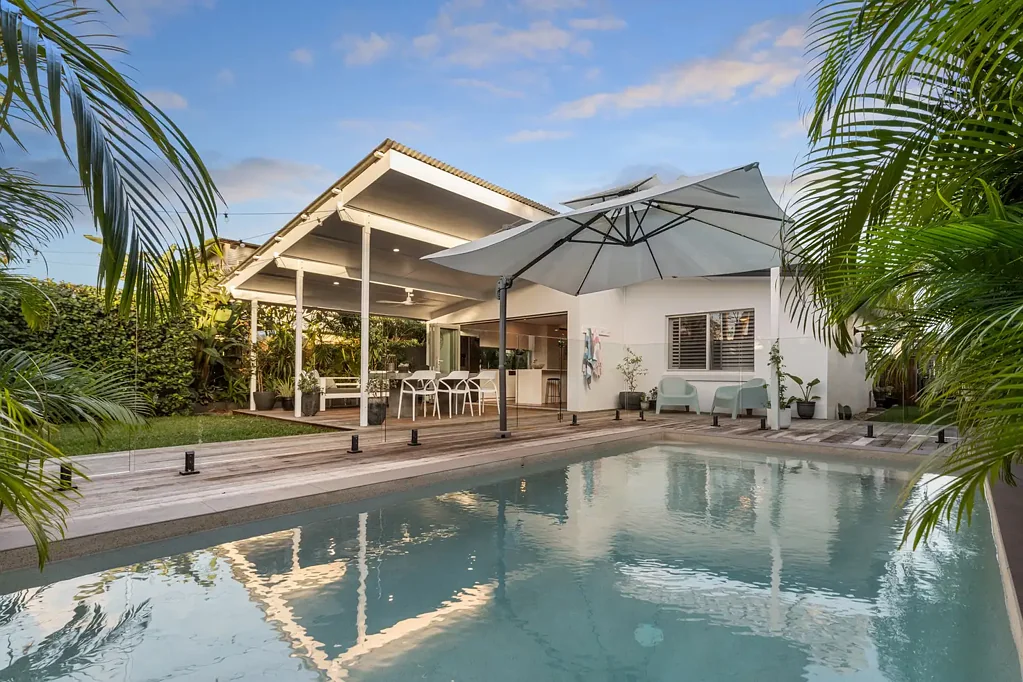 45 Twelfth Avenue, Palm Beach, QLD 4221