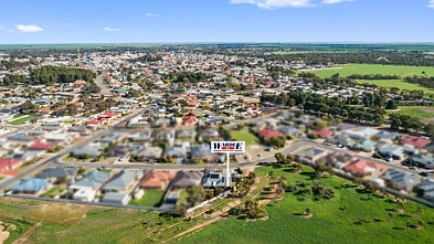 Kadina 4房  BEAUTIFULLY UPDATED! PERFECTLY POSITIONED!