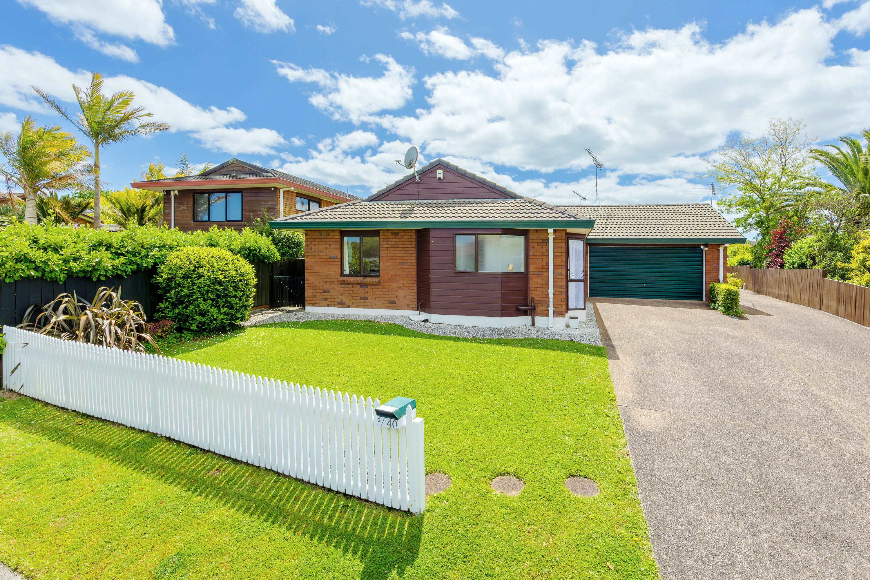 1/40 Channing Crescent, Botany Downs, Auckland - Manukau, 3 chambres, 0 salles de bain, House