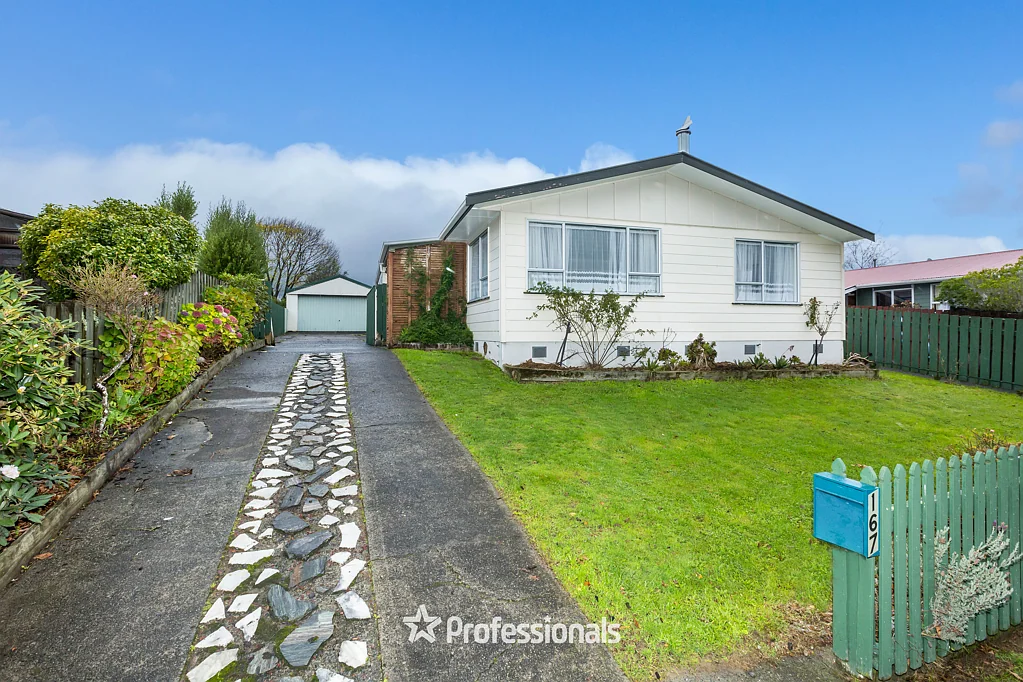 Totara Park 4ਬੈੱਡਰੂਮ Spacious Family Living in Totara Park