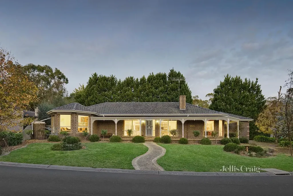 1 Gleneagle Way, Eltham, VIC 3095