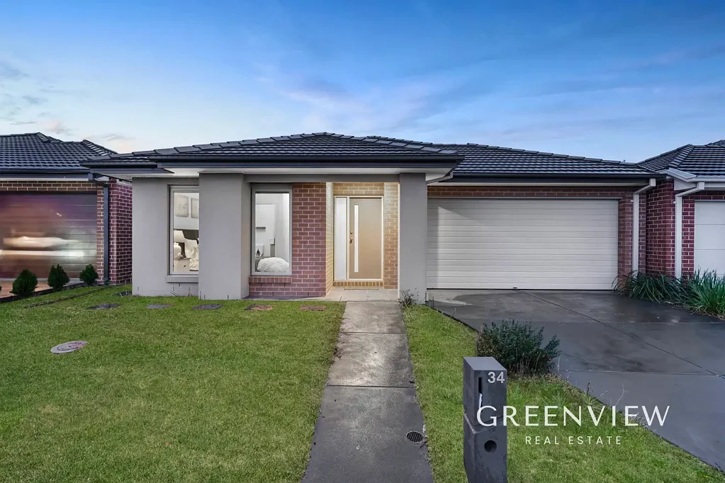34 Cheddington Road, Cranbourne East, VIC 3977