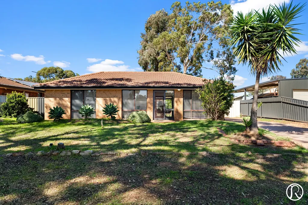 62 Damian Drive, Salisbury Heights, SA 5109