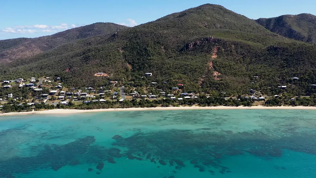 Hideaway Bay 2.22ha Block with Great Sea Views